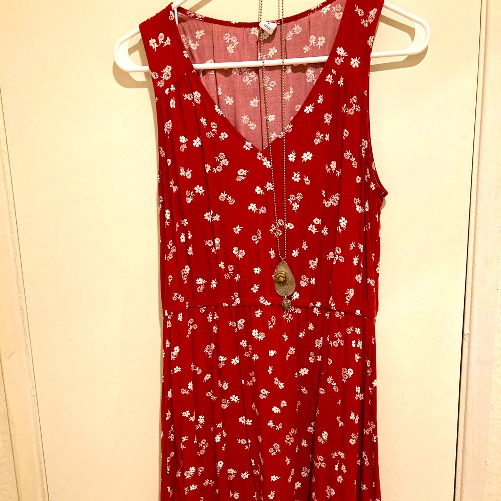 Cute 🥰 figure flattering summer dress 🤗☀️🏖